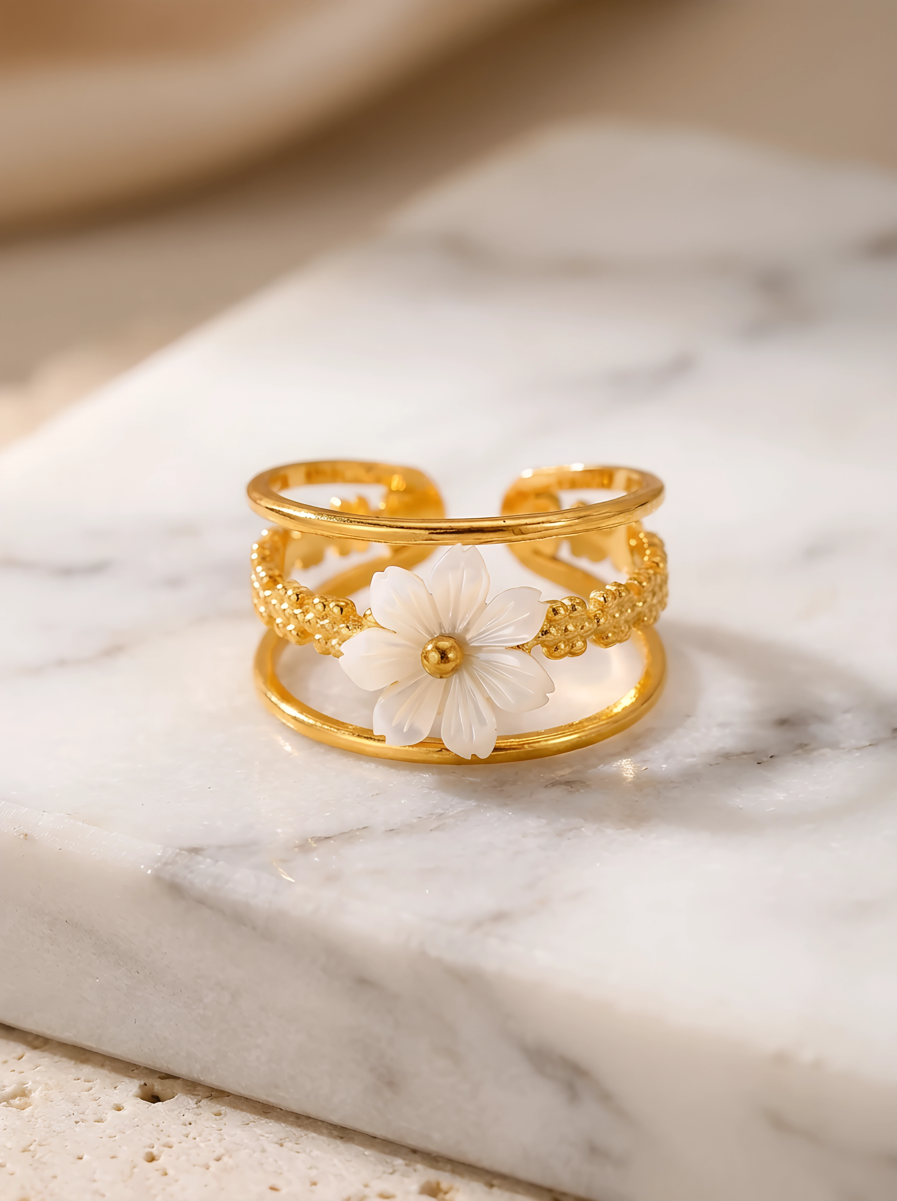 Daisy beaded flower ring, gold plated
